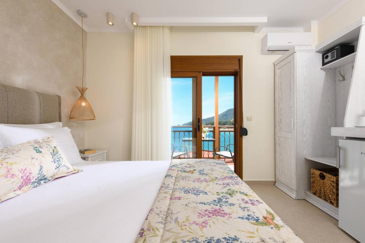 Faros View Bed & Breakfast Koinira Ngoại thất bức ảnh